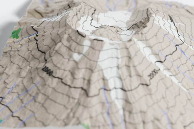 Topographic 3D print of Mount St. Helens with labelled contour lines